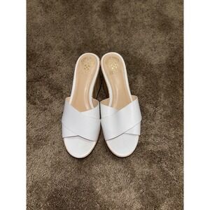 Vince Camuto 8 M Womens White Wedges
